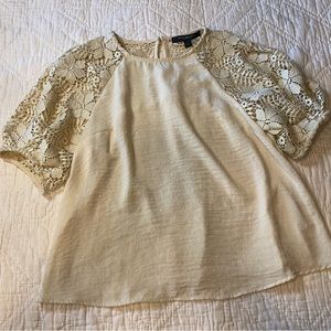 Marc New York Cream Puffed Lace Sleeve Top Blouse S M